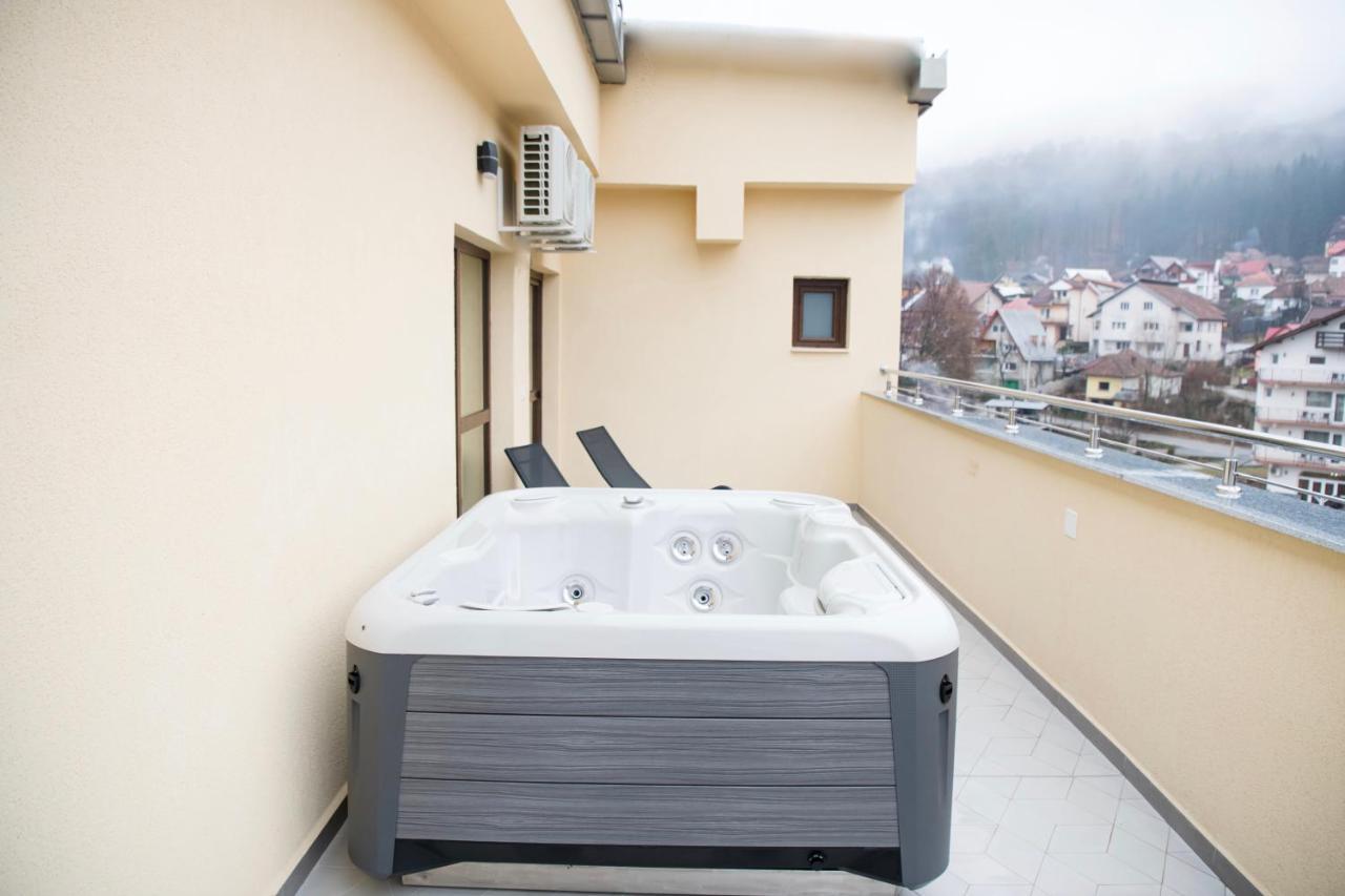 Imperial Hotel&Spa - Băile Olăneşti Zewnętrze zdjęcie